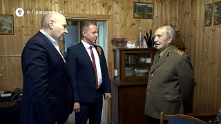 Ветерана Великой Отечественной войны Петра Дуку поздравили с приближающимся Днём Победы