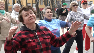 В Пушкино прошёл мастер-класс по зумбе для участников проекта «Активное долголетие»