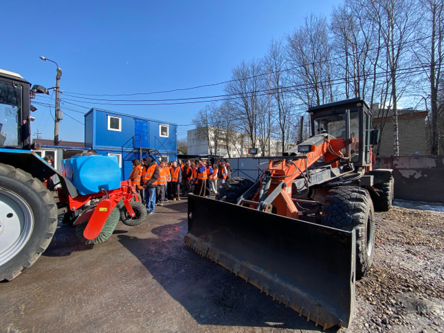 Школьников познакомили с работой Пушкинского городского хозяйства 
