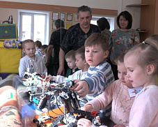 Через тернии к звёздам. В Красноармейке воспитанники детского сада прошли космический квест