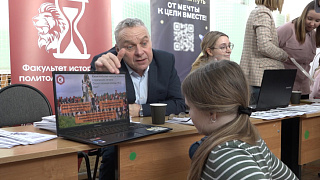 В Образовательном комплексе №9 прошла Ярмарка образовательных организаций