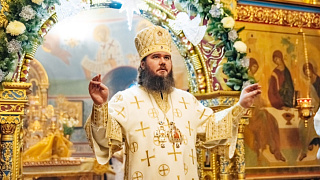 Богослужение в Троицком храме возглавил епископ Сергиево-Посадский и Дмитриевский Фома