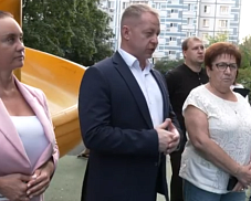 Жители Лесных Полян обсудили с депутатами проблемы посёлка