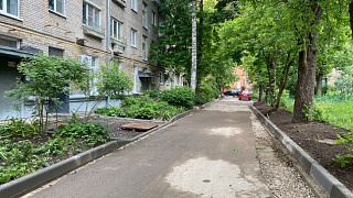 На Московском проспекте, 29 проводят комплексное благоустройство дворовой территории