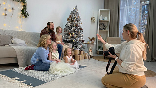 Незабываемые впечатления. Новогоднюю семейную фотосессию провели для пушкинских семей с детьми с ОВЗ