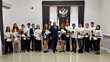 Главный документ. 14 школьников получили паспорта 
