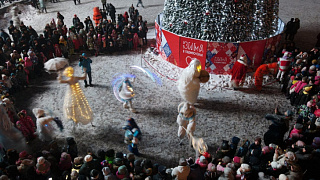 Праздник "Новогодний фест" прошёл на Советской площади
