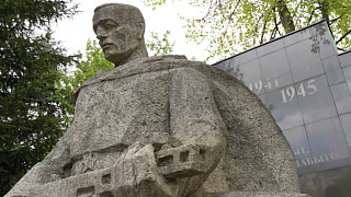 В микрорайоне Инессы Арманд состоялось памятное возложение