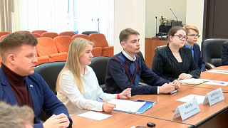 Молодёжный парламент Пушкинского рассказал о проделанной работе окружным депутатам