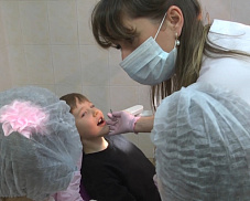 Экскурсию для школьников провели в стоматологической поликлинике №1 