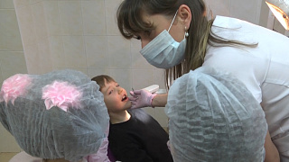 Экскурсию для школьников провели в стоматологической поликлинике №1 